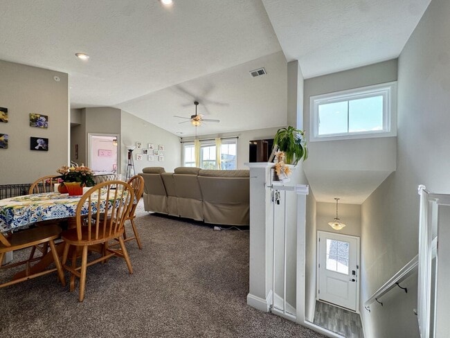 Building Photo - 2506 Crosshill Dr