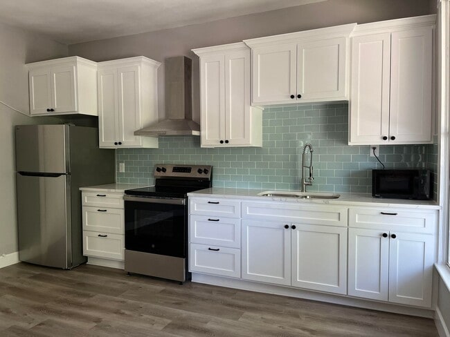 Building Photo - 2624 N 17th St