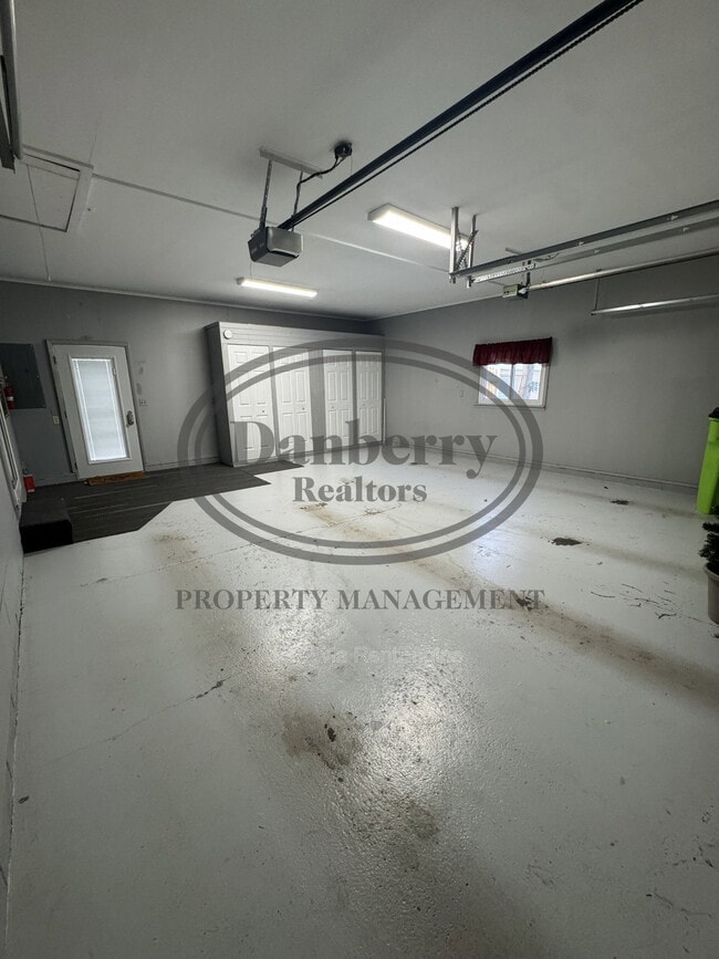 Building Photo - 4258 Co Rd 140