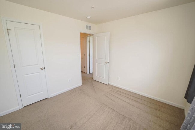Building Photo - 322 Appleby School Rd