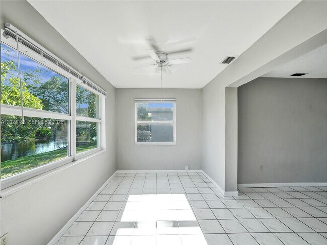 Building Photo - 8550 NW 27th Pl