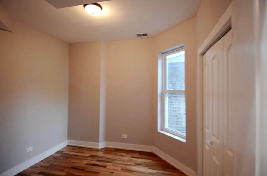 Building Photo - 4935 W Washington Blvd