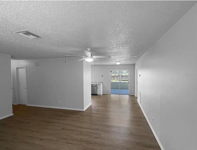 Building Photo - 1541 SW Curry St