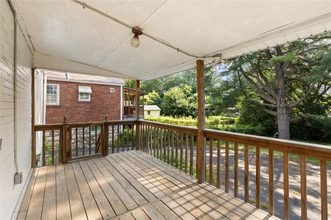 Building Photo - 10050 Diamond Dr