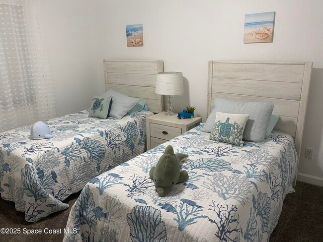 Building Photo - 781 Sunset Lakes Dr