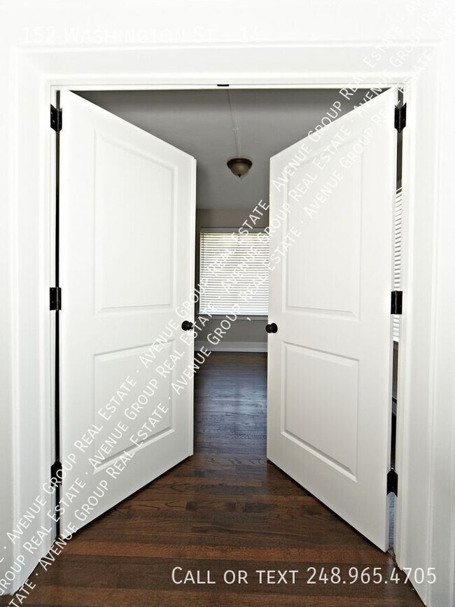 Building Photo - 152 Washington St