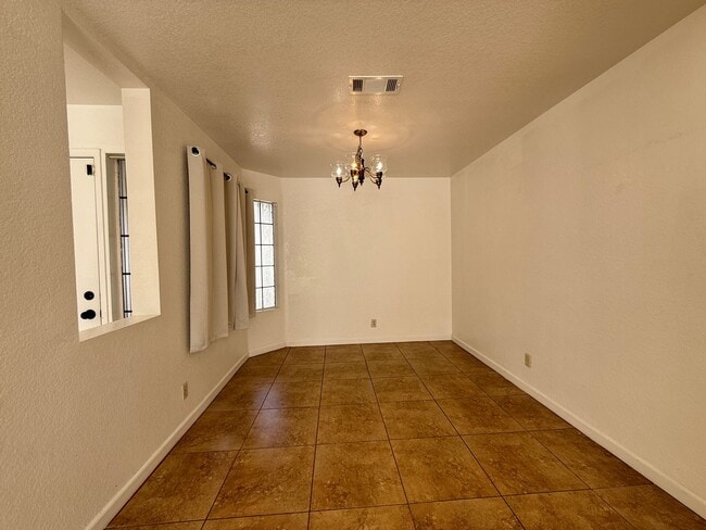 Building Photo - 6725 Trammel Ct