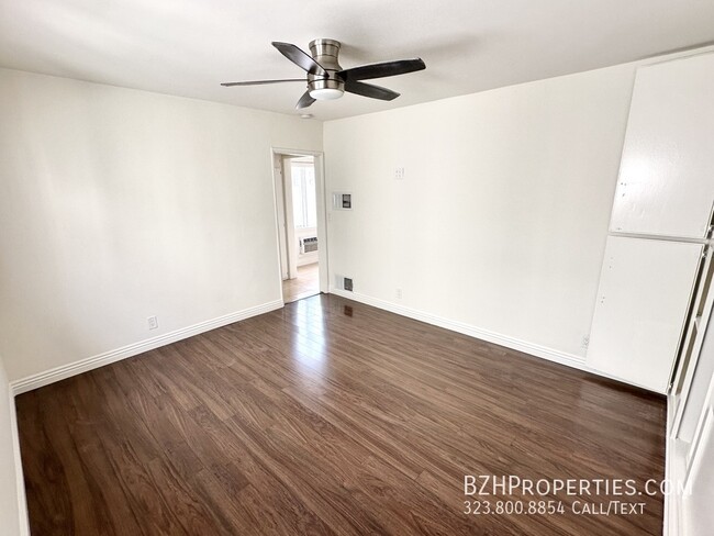 Building Photo - Updated Bright 1Bedroom 1Bathroom In Prime...