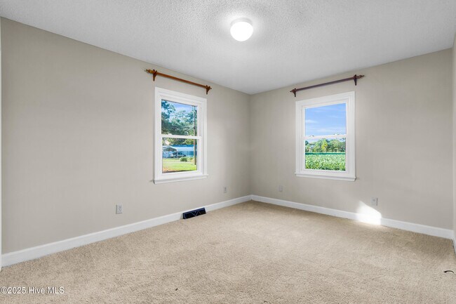 Building Photo - 209 McCoy Ave