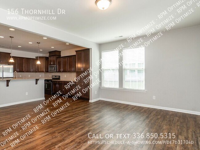 Building Photo - 156 Thornhill Dr