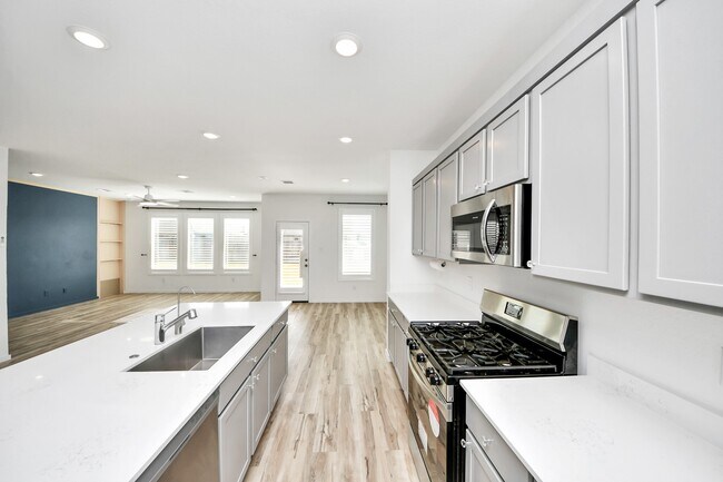 Building Photo - 5419 Sleepy Fox Ln