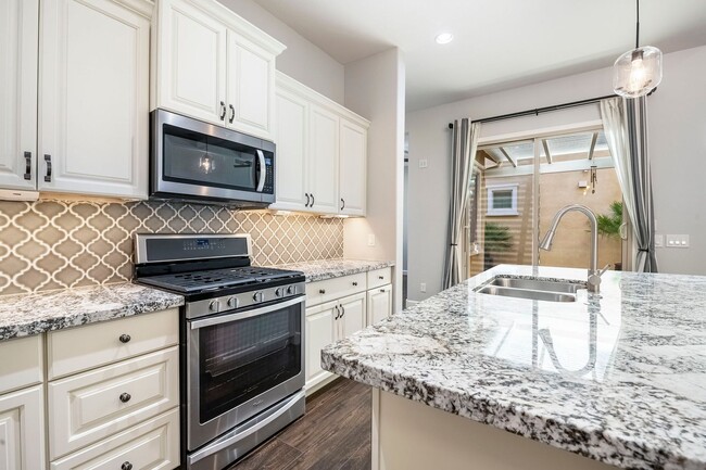 Building Photo - Gorgeous and spacious home in Gilbert, AZ!