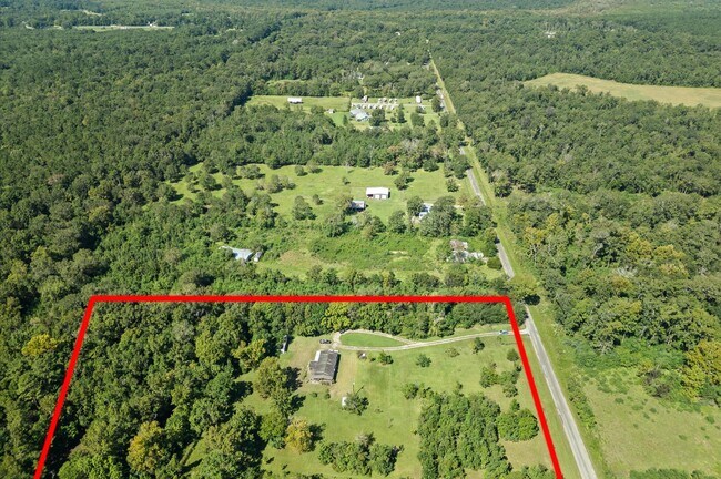 Building Photo - 806 Co Rd 2112