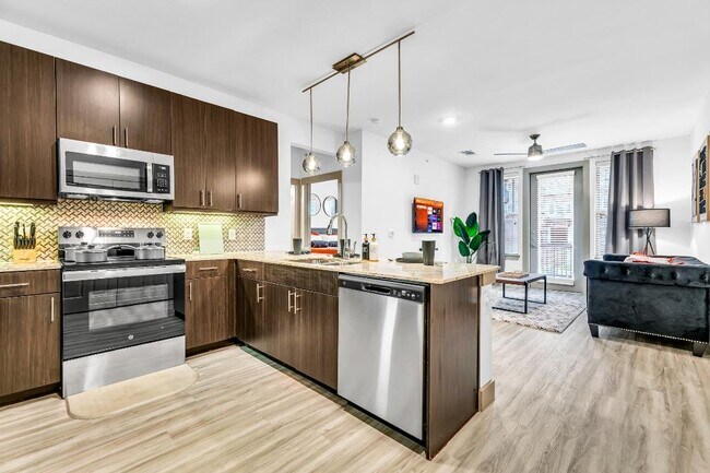 Building Photo - 2051 Wittington Pl