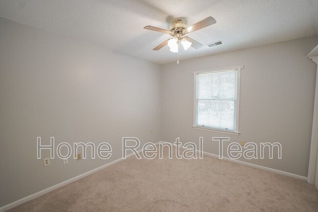 Building Photo - 803 Kings Rd