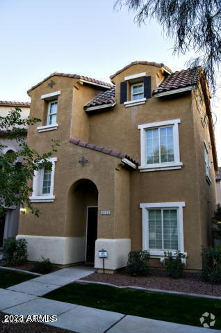 Building Photo - 5713 S 21st Pl