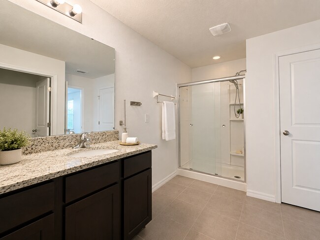 Building Photo - 1016 Ashentree Dr