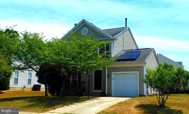 Building Photo - 8566 Kingsway Dr