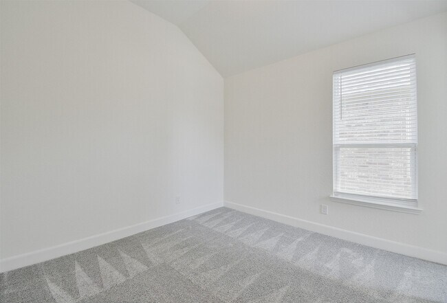 Building Photo - 13207 Westmont Heights Ln