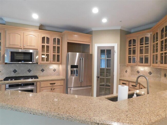 Building Photo - 4333 Lake Run Dr