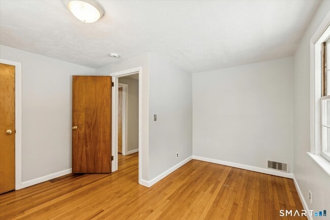 Building Photo - 361 Albany Turnpike