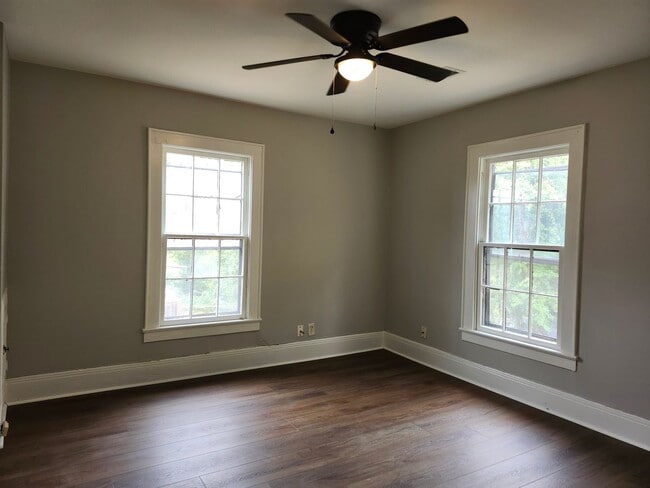 Building Photo - Coming in February - 3 bedroom 2 bath home in Belvoir Area in Brainerd/East Ridge, TN