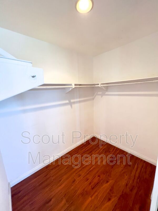 Building Photo - 39511 Bainbridge Cir