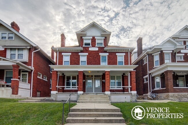 Primary Photo - 5 Bedroom on OSU Campus