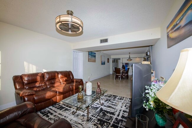 Building Photo - 3515 Village Blvd