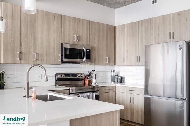 Building Photo - 151 S State St