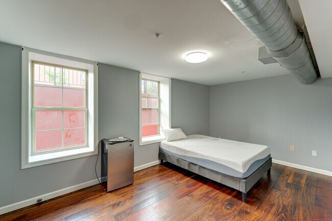 Building Photo - 59 Dixwell Ave