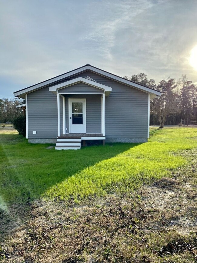 Building Photo - Amazing property! Dreamy wraparound porch!...