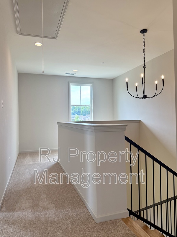 Building Photo - 924 Aldwick Dr