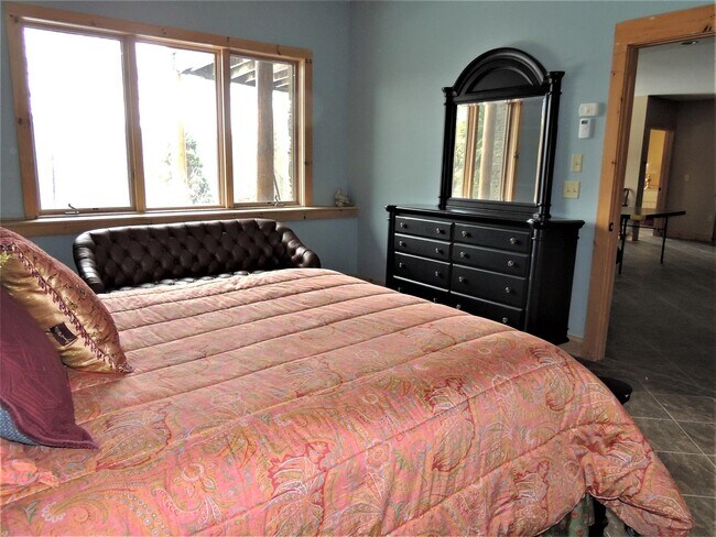 Building Photo - 438 Doodletown Rd