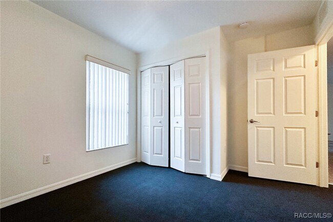 Building Photo - 4450 E Windmill Dr