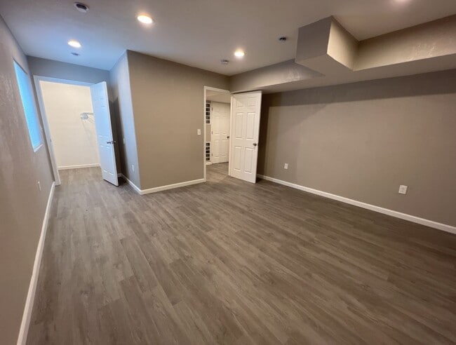 Building Photo - 3 Bed 1 Bath in Denver's Elyria Swansea Neighborhood