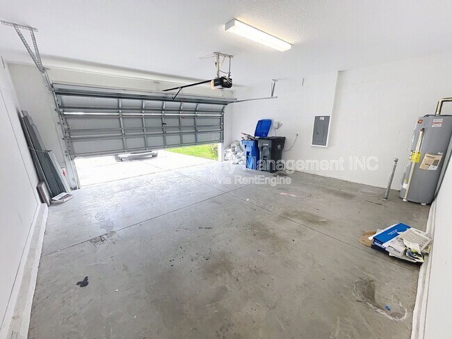 Building Photo - 3810 Romano Busciglio St