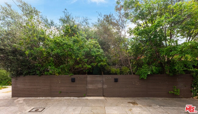 Building Photo - 6208 Hayes Ave