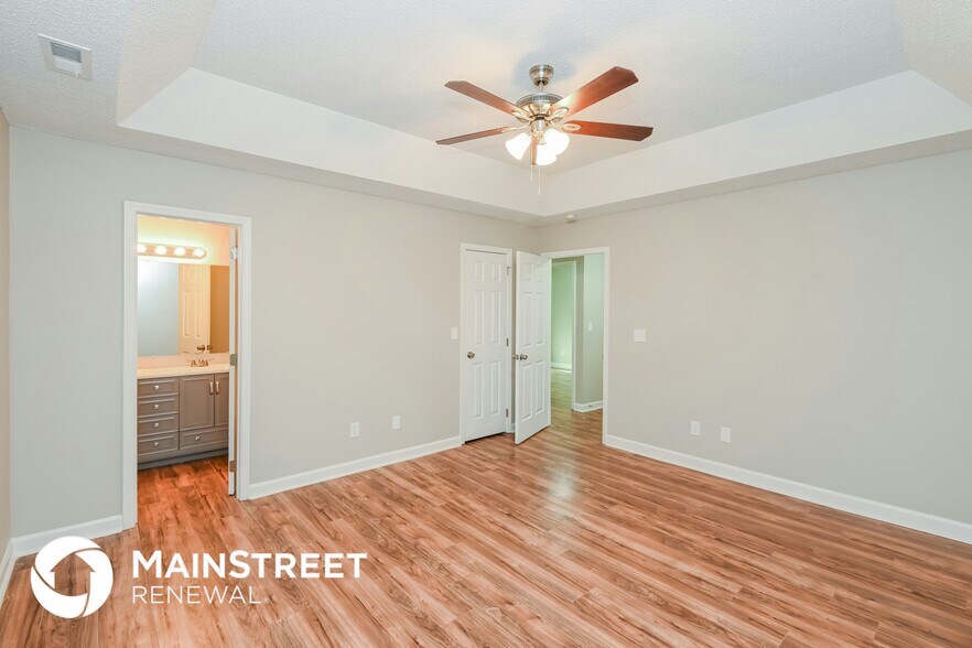 Building Photo - 9409 Dogwood Ridge Dr