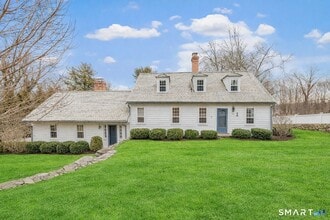 Building Photo - 96 Kings Hwy N