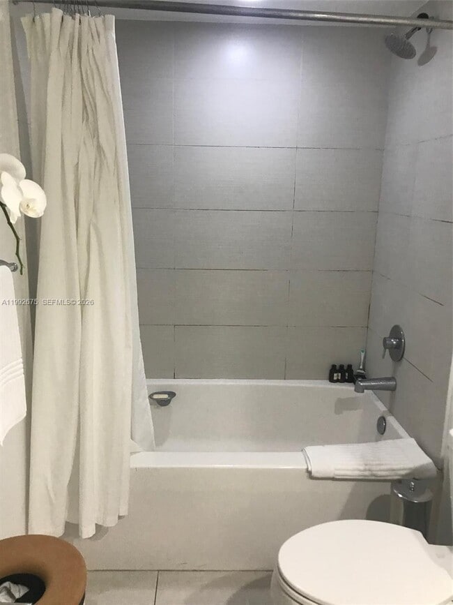 Building Photo - 4250 Biscayne Blvd