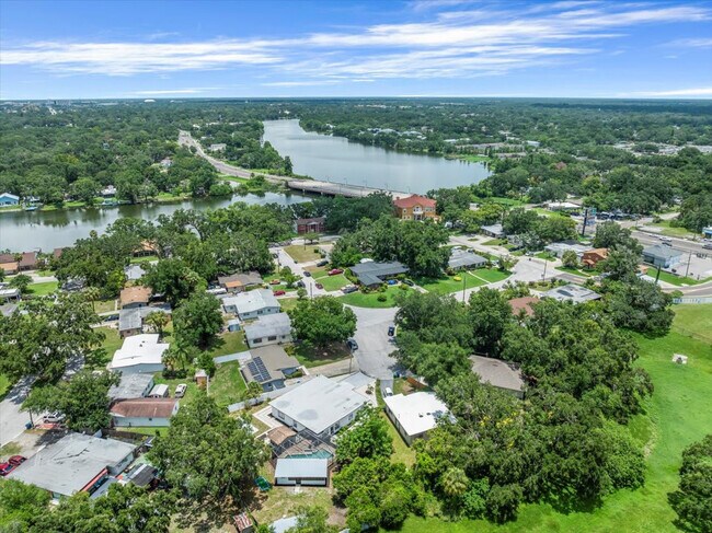 Building Photo - 3811 River Grove Ct