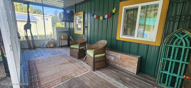 Building Photo - 232 Flamingo Dr