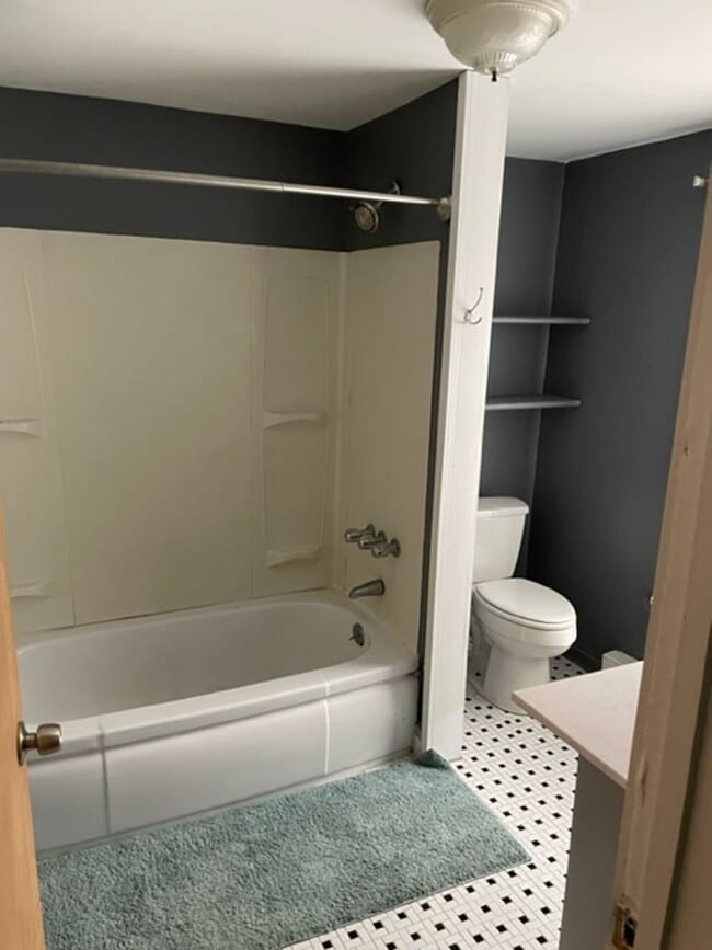 Building Photo - 3 Dana Ave