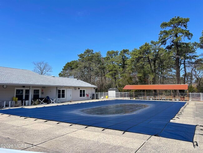 Building Photo - 17 Seaview Ave