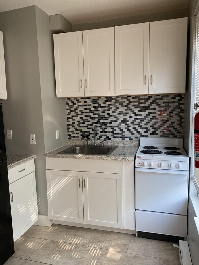 Primary Photo - "Charming 1-Bedroom Retreat in Harrisburg'...