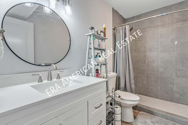 Building Photo - 2037 Lewis Turner Blvd