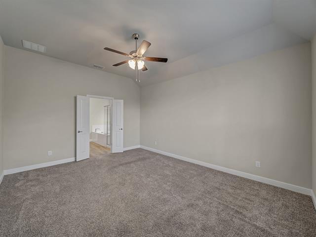 Building Photo - 2305 Coyote Way