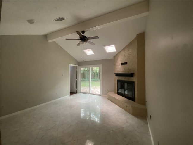 Building Photo - 56 S Circlewood Glen