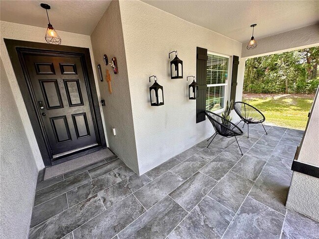 Building Photo - 144 Foxtail Loop